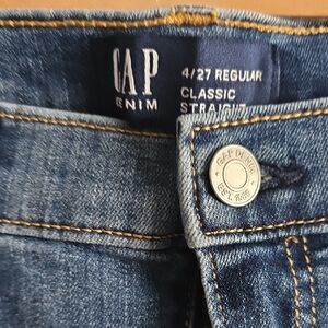 GAP  4/27 Women's Straight Leg Denim Jeans